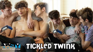 NastyTwinks - Tickled Twink - Зейн Брайт получает щекотку, и начинается поезд траха