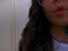 Come with me to buy new clothes. Camera in public bathroom, dressing rooms.