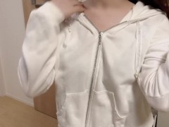 [1]後輩呼んで巨乳を揉ませて欲しいって懇願したらまさかのOKだったので揉みまくった動画-日本人/素人カップル/個人撮影/巨乳 - Screenshot 3 of 16 - Beautiful Boobs