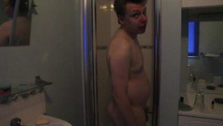 Паук в душе наблюдает за мной.