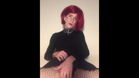 Nerdy redhead trans girl jerks off her huge dick till she cums