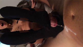 Amatorska żona Footjob POV