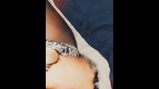 Gambe sexy in calze di nylon