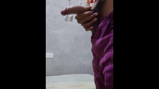 ME IMAGINO A MI CUÑADA MASTURBANDOME EL PENE