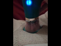 My tight white snowbunny pussy getting sucked and tongue fucked with my new toy!!