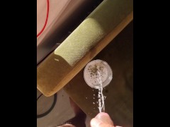 Messy piss - Screenshot 10 of 16 - Public