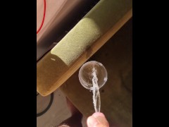 Messy piss - Screenshot 4 of 16 - Public