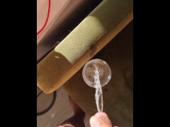 Messy piss - Screenshot 6 of 16 - Public