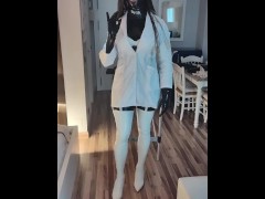 Dominatrix Tania rubber enfermera