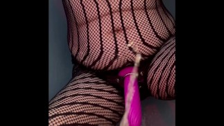 Водные виды спорта - писаю на мою жену, а она писает на мой член