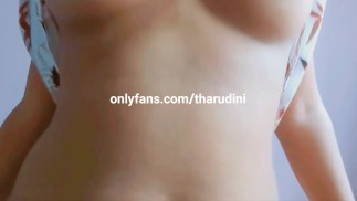 වයිෆ්ට හොරෙන් වයිෆ්ගේ නංගිට හිකුවා - Sri lankan Wife's slut Stepister Fucked with Husband