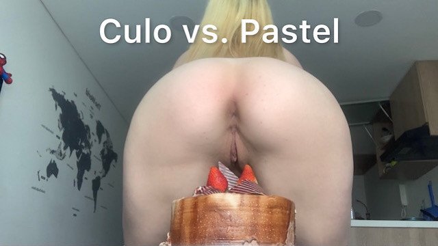 Pastel vs Culo Grande! Es mi cumpleaños!