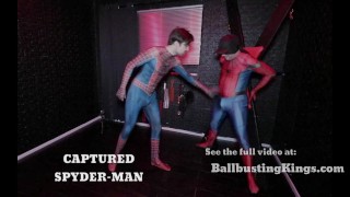 "Capturado Spyder-Man" - Vista previa de Ballbusting Kings