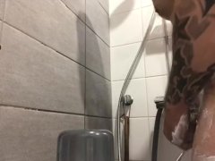 Model - Screenshot 10 of 16 - Shaving