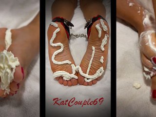 SPREADING CREAM SPRAY ON MY HANCOCKED FEET