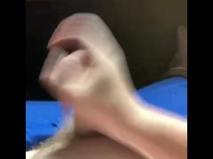 Cumming - Screenshot 2 of 16 - Single