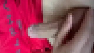 Japanse man van in de 20 masturbeert terwijl hij seksvideo's bekijkt