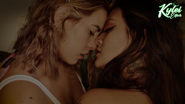 Venezuelan porn stars Kylei Ellish and Alexa Lewis give each other the lesbian fuck of the century