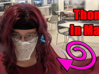 Trans USA Tanga Como Máscara Facial Em Um Shopping Público!