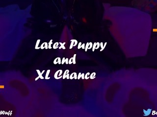 Geile Latex Puppy Met Schattige Poten Berijdt XL Chance Van Bad Dragon