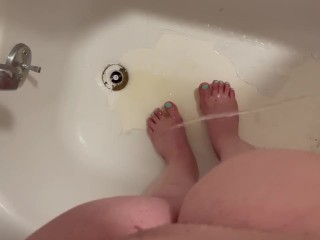 Had him Piss on my Feet after getting Fucked