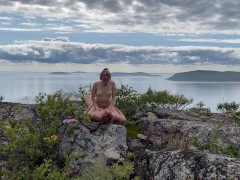 Приехали на необитаемые острова, чтобы снять для вас красивый секс на горе с видом на море - Screenshot 9 of 16 - Remlic