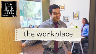 Hunk estranho finalmente fode chefe no trabalho - The Office Gay Parody - Disruptivo