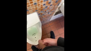 Pissmarking a public bathroom