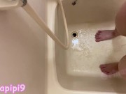 Preview 3 of お風呂で立ちおしっこ、3連発♡