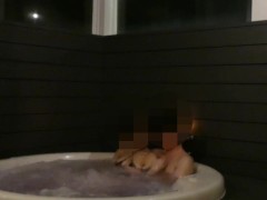 『夏　水着　ギャル』入学したばかりの巨乳の白ギャルを夏サークル旅行先のプールで水着にさせて着衣生ハメに成功。エロ過ぎて気持ち良過ぎた。。　個人撮影　フェラ　スタイル抜群　主観動画 - Screenshot 3 of 16 - Swimsuit