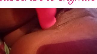Hot milf ebony  playing with her wet pussy view 🎥💦