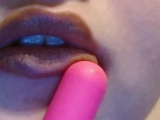 Nackte Lippen Werden Vibriert, KEIN TON, Spucke Und Lippenstift ASMR