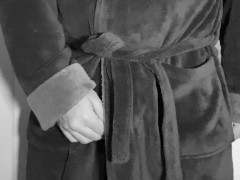 Bathrobe Off - Screenshot 1 of 16 - Bathrobe
