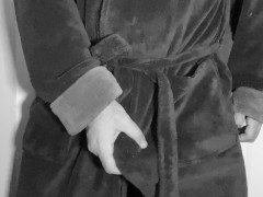 Bathrobe Off - Screenshot 6 of 16 - Bathrobe