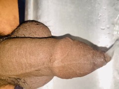 Pissing - Screenshot 6 of 16 - Pee