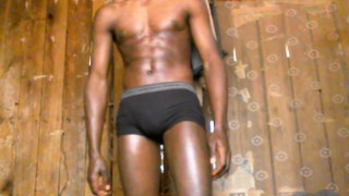 BISSEXUAL MUSCLED AMADOR COM BOM CORPO