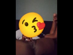 Freaky Black girl plays with her clit and gets off 🤤😍