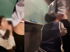 【教室でJKに中出し】「先生、私が変態ってバラさないで…！」放課後の真面目な生徒 - Screenshot 10 of 16 - 中出し