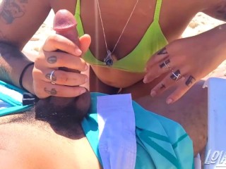 Mamada En La Playa y Sexo En Público!