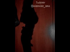 影子在撸牛子 - Screenshot 3 of 16 - Masturbate