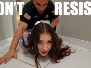 Brenna McKenna got just what she Wanted: a Deep and Authoritative Fucking
