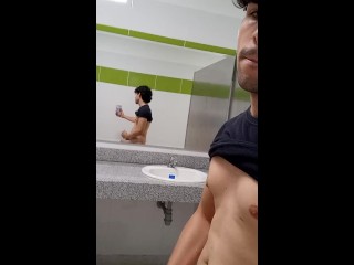 Semen En Espejo Del Baño De Mi Universidad Paja Publico Cruising