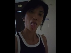 老骚逼老是发骚欠操....