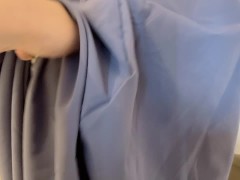 旅行中におしゃれしてる彼女を後ろからスカート捲って身体中触りまくる-日本人/素人カップル/リアル/スカートめくり/個人撮影 - Screenshot 10 of 16 - Real Couple
