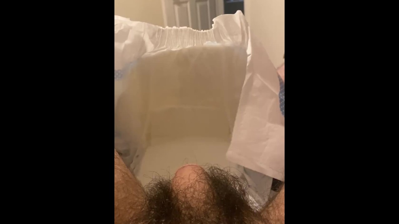 Diaper boy inserting butt plug Porn Video - Rexxx