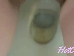 自撮り放尿集×12PEEおしっこしてるシーンと失禁詰め合わせ！theしょんべん日本人まとめ② - Screenshot 11 of 16 - 小便