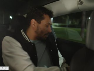 MILFY Dream mom Alexis sucks college studs cock dry screenshot number 1