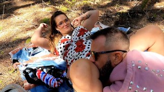 Beautiful Busty Woman Gets Roadside Head after Work!