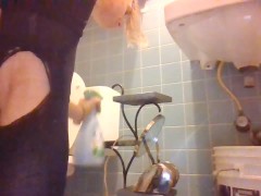 mollys 4th pee video download while you can cause im going to move it to unlisted in a month or less