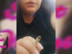 Chubby smokes on the terrace - Screenshot 9 of 16 - Chubby